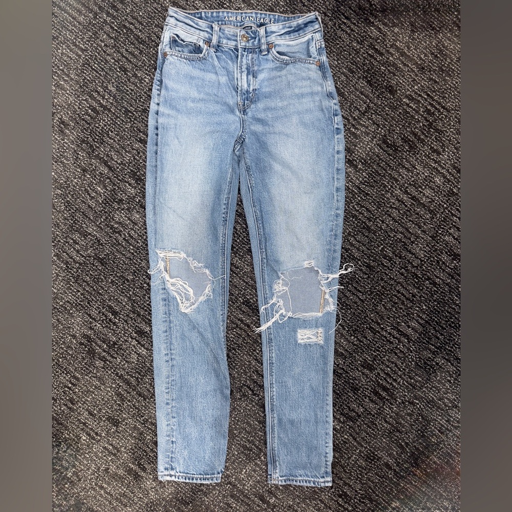 👖WOMENS AEO mom jeans  • SIZE 0R. 👖
